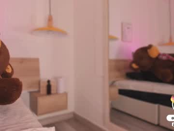 girl
        bella__donne cam image #6998316