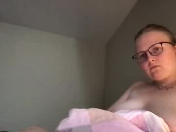 girl
        lexielilacs cam image #4526346