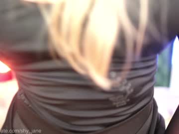 girl
        shy_jane cam image #4627405