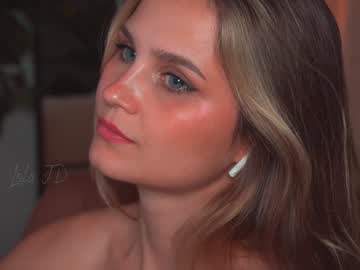 girl
        lola_jd cam image #4450304