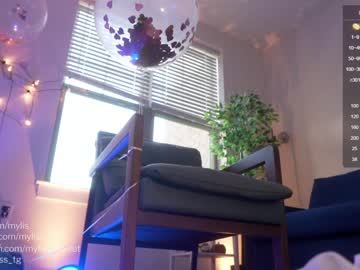girl
        myliss cam image #3996978