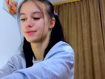 girl
        melissa_belle cam image #2840946