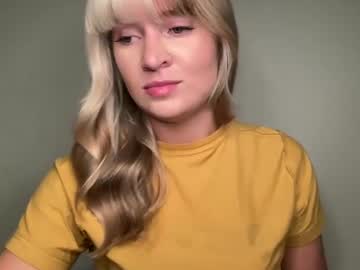 girl
        jenniferwhoreance cam image #4925384