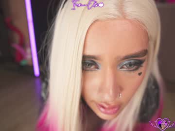 girl
        iam_eli cam image #6871198