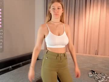 girl
        maydahedley cam image #3702122