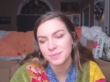 girl
        chroniclove cam image #5822673