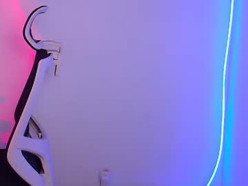 girl
        stasy_milk cam image #6019253