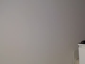 girl
        trixie_taylor cam image #2173576