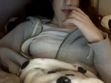 girl
        xprsv cam image #1260628