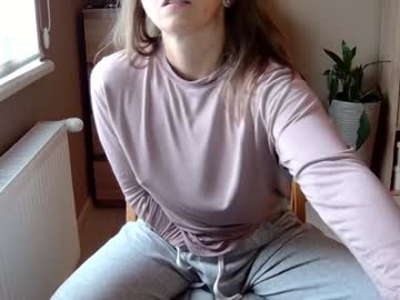 girl
        erotic_vibe cam image #5539530