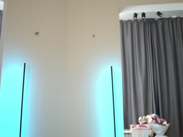 girl
        lindamei cam image #1789848