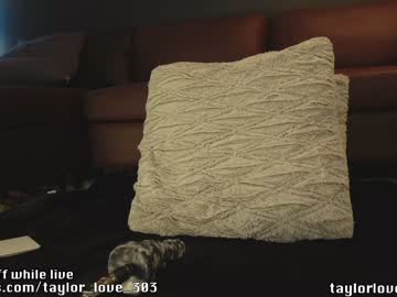 girl
        taylor_love_303 cam image #1883035