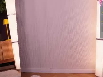 girl
        lornafletcher cam image #6985582