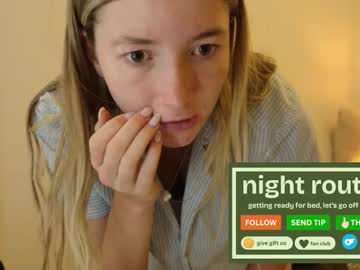 girl
        jadewilkinson cam image #6658425