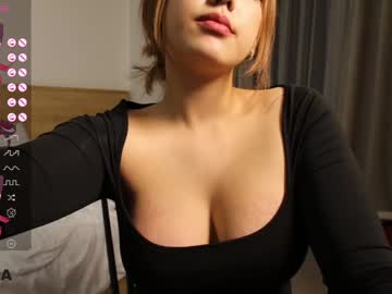 girl
        shy_cuteie18 cam image #5067276