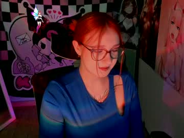 girl
        margaret_red cam image #5405491