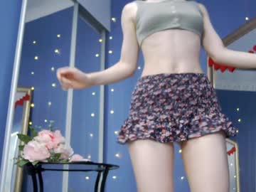 girl
        kriskras__ cam image #4446698