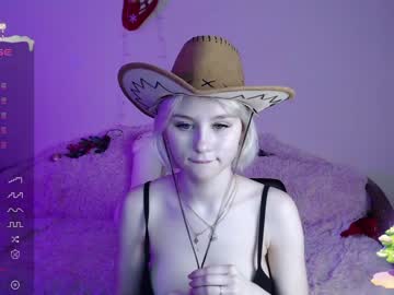 girl
        white_babe cam image #3204204