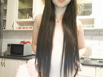 girl
        mein_keen cam image #2910833