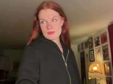 girl
        bigredcarrott cam image #2909014