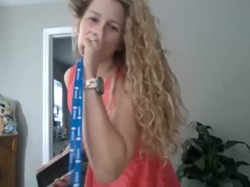 girl
        progoddess cam image #2647160
