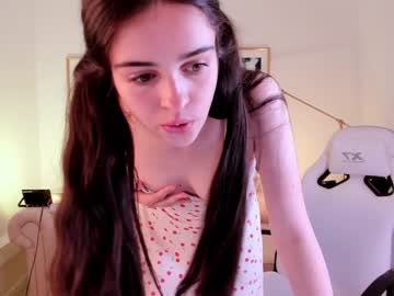 girl
        lovely_valeri cam image #1957085
