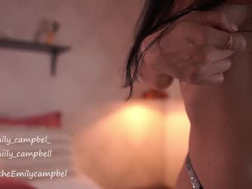 girl
        emiilycampbell cam image #4501515