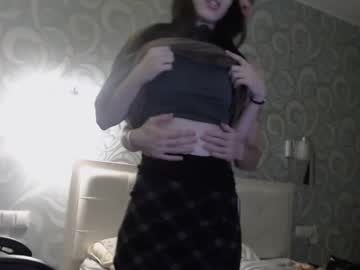 couple
        alyx1 cam image #3853768