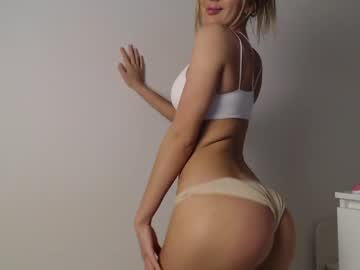 girl
        trixie_taylor cam image #3982750