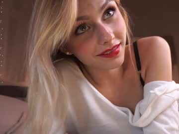 girl
        darlinechapel cam image #5671555