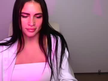 girl
        olivia_blade cam image #5115126