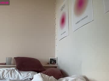 girl
        missirea cam image #2295108