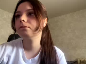 girl
        kitty_shy89 cam image #6825463