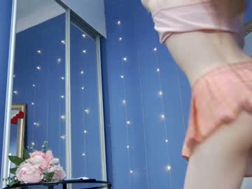 girl
        kriskras__ cam image #4144804