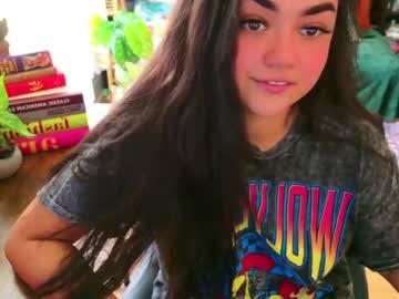 girl
        annatigarr cam image #4491826