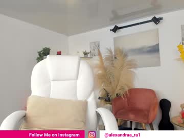 girl
        alexandra_ra1 cam image #5761859