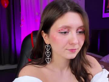 girl
        renessy_ cam image #887196