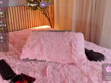 girl
        little_effy18 cam image #4673497