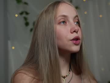 girl
        appr0ved cam image #5913803
