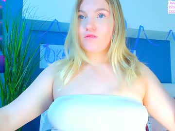 girl
        yummy_pie_ cam image #5108069