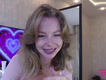 couple
        elli_harmon cam image #2250532