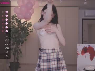 girl
        oki_dokie cam image #1976324