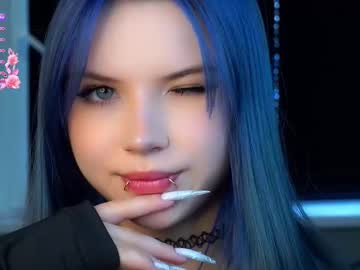 girl
        merciabawden cam image #6700776