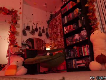 girl
        evelynpiers cam image #2517532