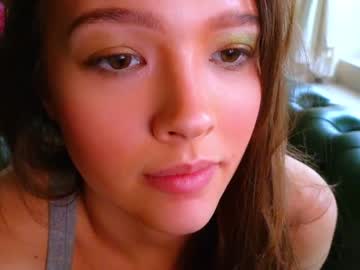 girl
        _demi_dee_ cam image #5453607