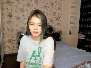 girl
        harumi_ukki cam image #117465
