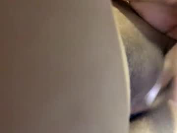 couple
        hungmoney26 cam image #6052559