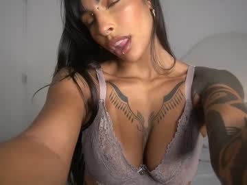 girl
        kaligray10 cam image #6143442