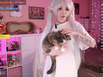girl
        yourcutewaifu cam image #6143635