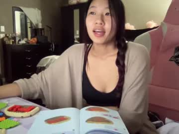 girl
        hiddenr0se cam image #229600
